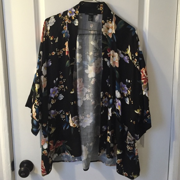 Floral kimono