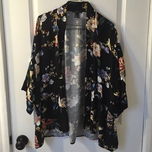 Floral kimono