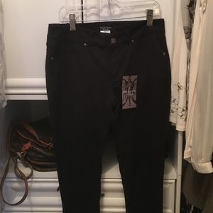 NWT Black Skinny Pants