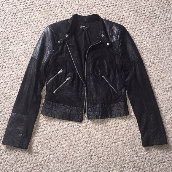 Bebe Moto Style Jacket with Quilted/Zipper details - Picture 3 of 4