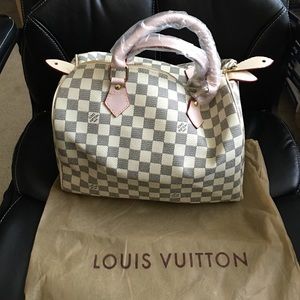 Knock Off LV bag. Brand new, never used.