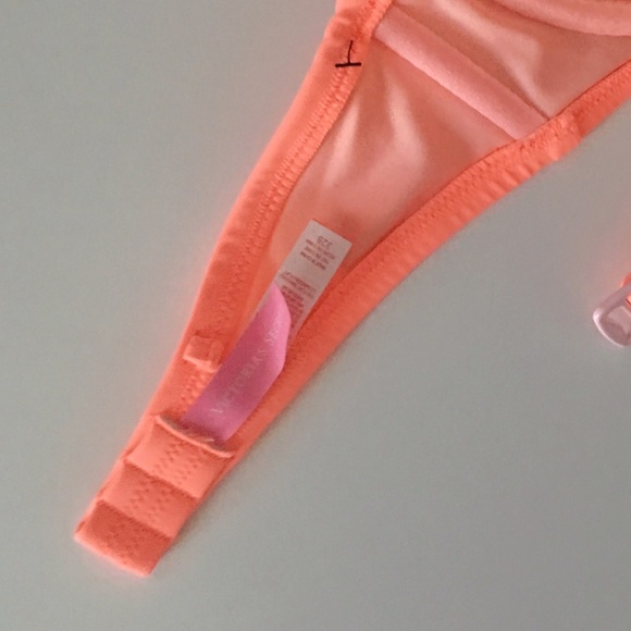 VS The Flirt Colorblock Bandeau - Coral Flash - Picture 4 of 4