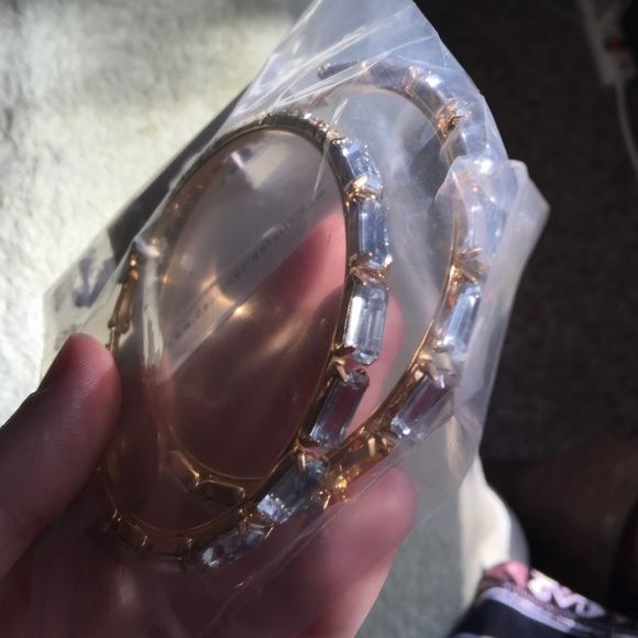 Textured Hoop Earrings - Picture 2 of 4