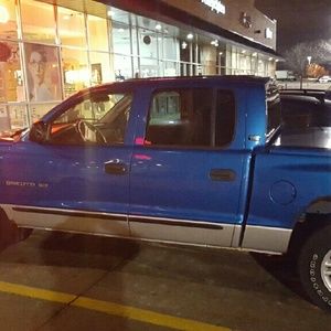 Meet your Posher, Ahren