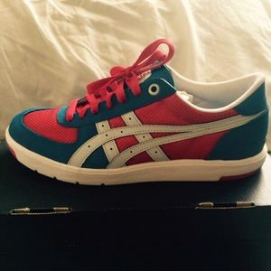 Asics Onitsuka Tiger. Pine Star Court Lo