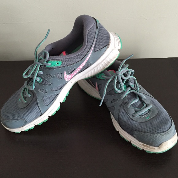 Nike sneakers size 10