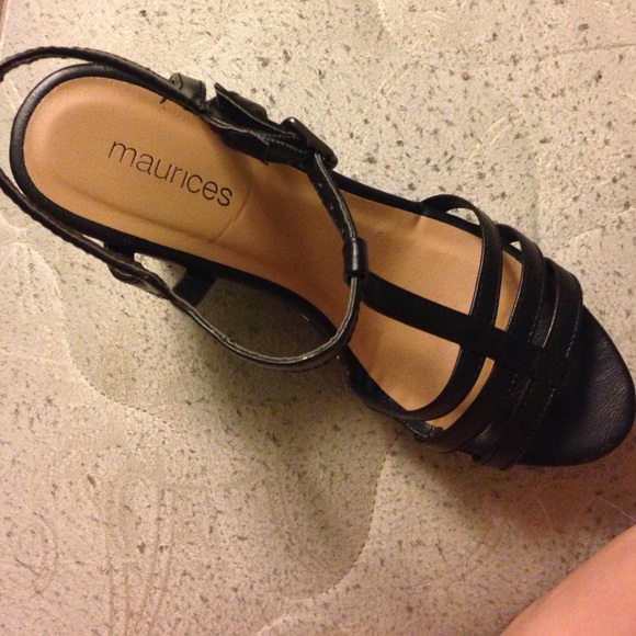 Shoes - Picture 2 of 3