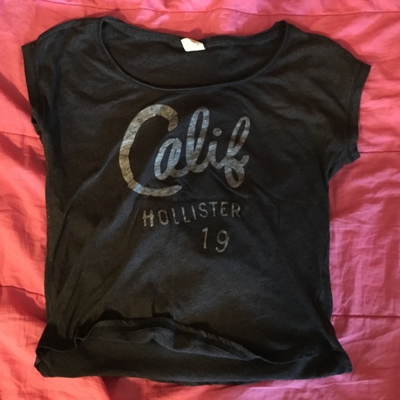 Grey hollister shirt