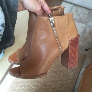 Dv by Dolce Vita open toe bootie