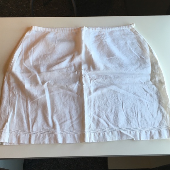 Like new. Express white linen skirt