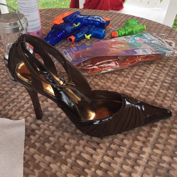 Shoes - Picture 2 of 4