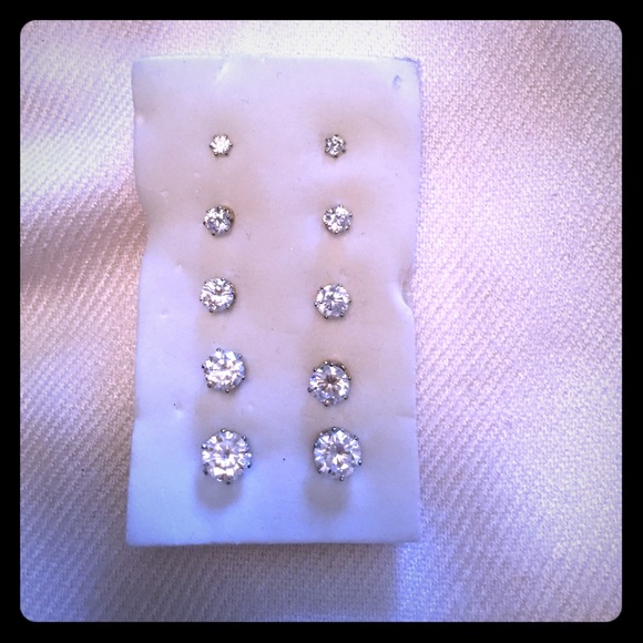 Earring set