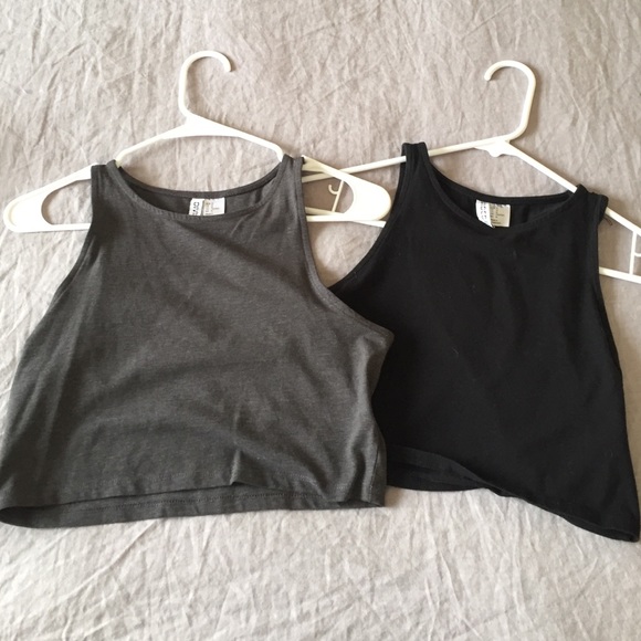 2 super cute crop tops!