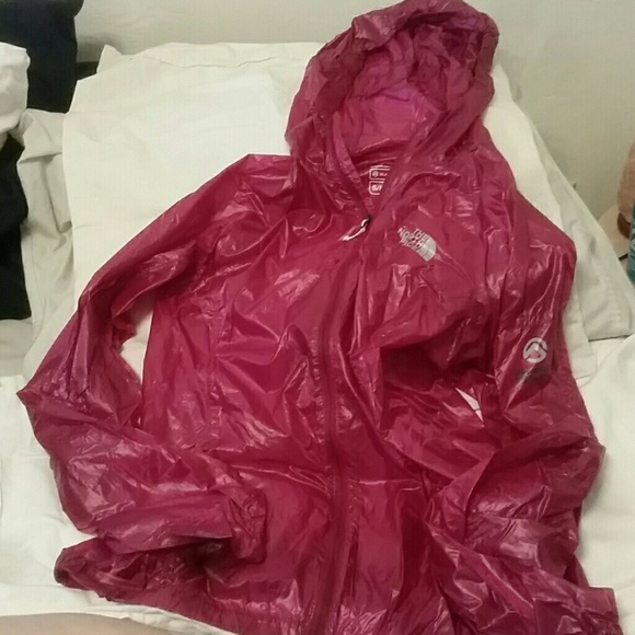 The North Face Women Windbreaker