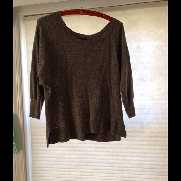 American Eagle gray sweater
