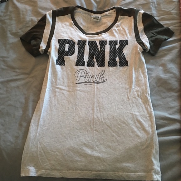 Perfect condition Vs Pink tee