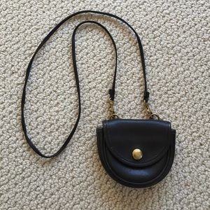 Classic Coach Crossbody Black