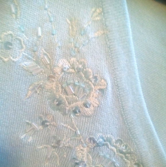 Sweater - Picture 2 of 4
