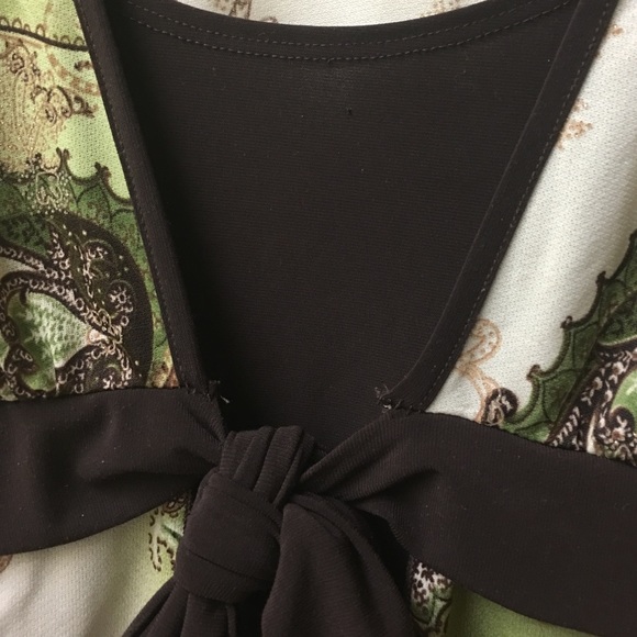 Green paisley blouse - Picture 2 of 4