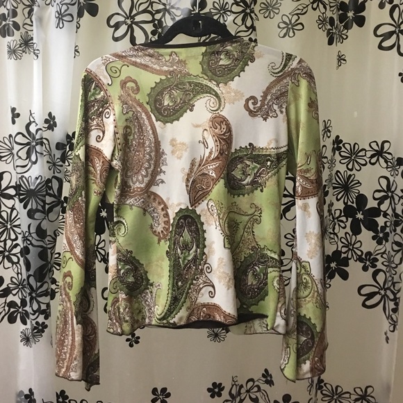 Green paisley blouse - Picture 3 of 4