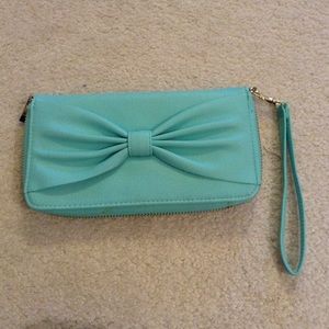 Wristlet