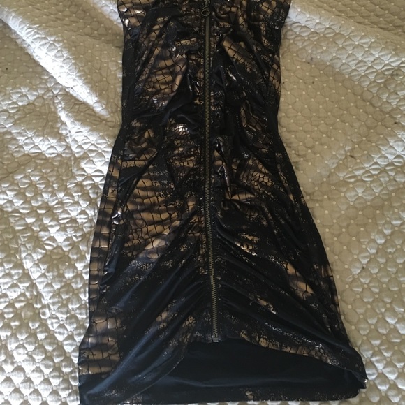 Black and gold halter dress - Picture 2 of 4