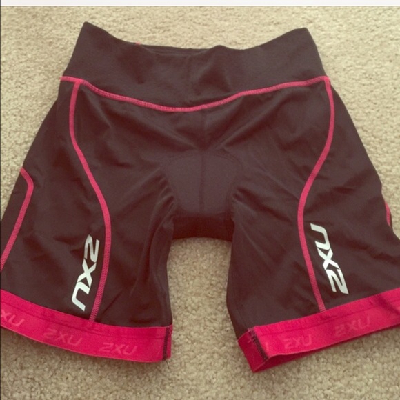 $60 2xu tri run bike swim shorts medium