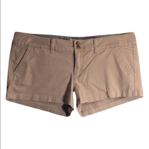Khaki American Eagle shorts
