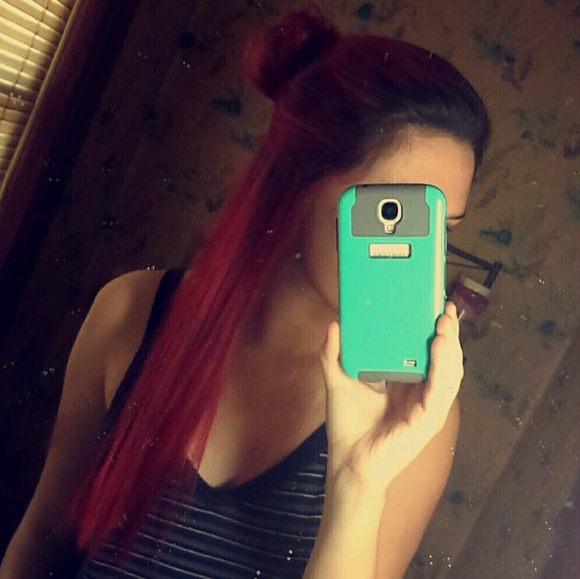 Meet your Posher, Bri - Picture 4 of 4