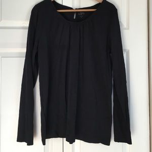 Navy blue long sleeved tee