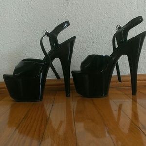 Pleaser Stilettos Black
