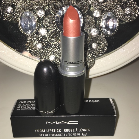 mac jist lipstick