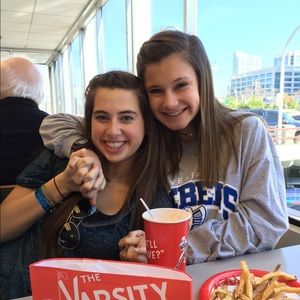 Meet your Posher, Frances