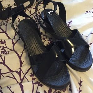 Sexy Patent croc platform sandals