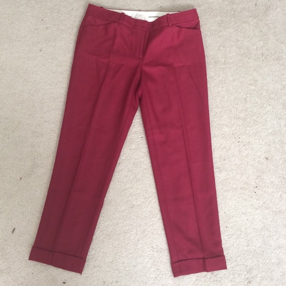 Beautiful Burgundy Wool Cropped Slacks