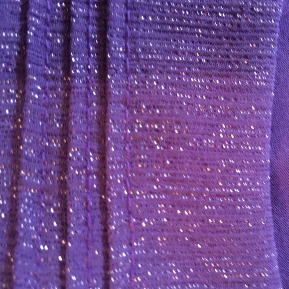 ❤ Gifted as FREE Top with Bundle of 2 - Picture 4 of 4