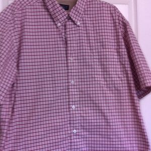 Men's short sleeve men's shirt with pocket