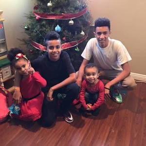 Meet your Posher, Sara