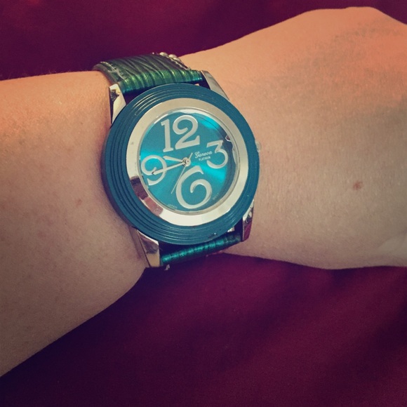 Teal color watch...very cute
