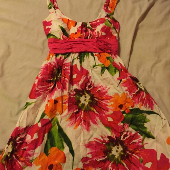 Sundress size 7 - Picture 1 of 2