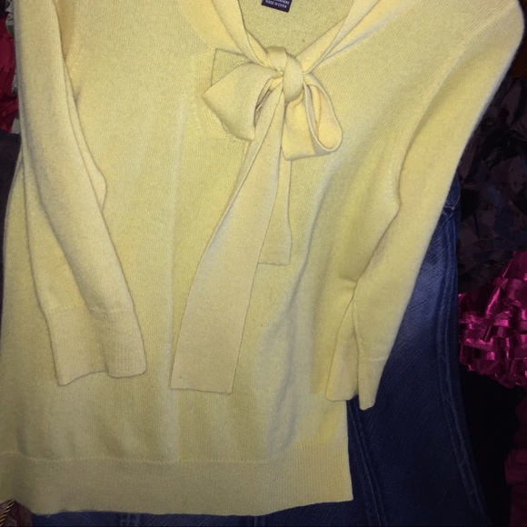 Henri Bendel Cashmere sweater - Picture 4 of 4