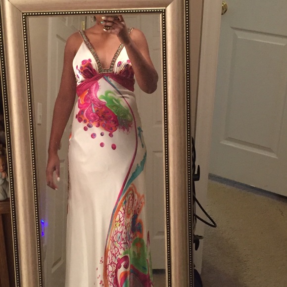 La Femme Dresses & Skirts - 🌟PRICE DROP🌟 Great Deal!