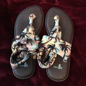 Sanuk yoga-sling flip flops!