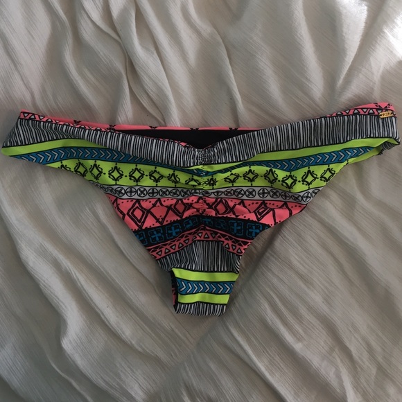 Ripcurl bikini - Picture 2 of 2