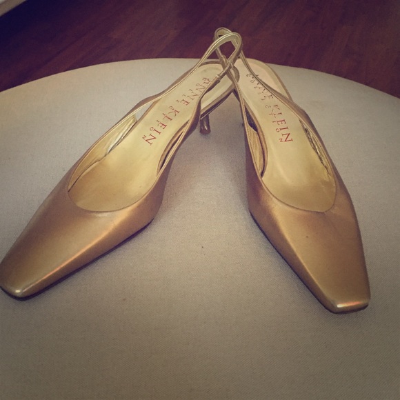 Anne Klein Collection gold kitten heel sling backs