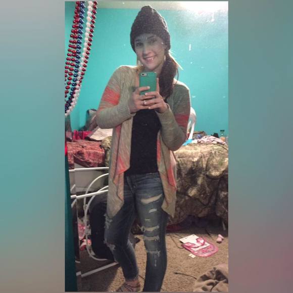 Meet your Posher, Kara - Picture 1 of 1