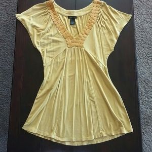 BCBG MaxAzria short sleeve yellow top