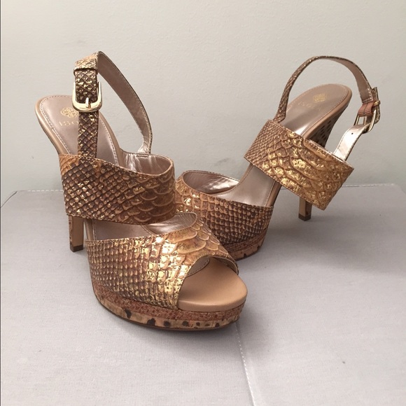 Isola platform sandals