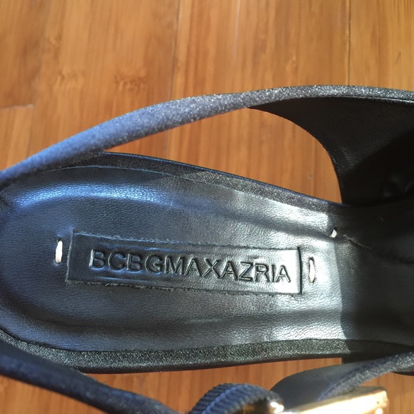 ⌛️damaged⌛️😔BCBG MaxAzria black satin - Picture 4 of 4