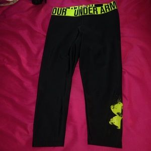 3 quarter UA pants